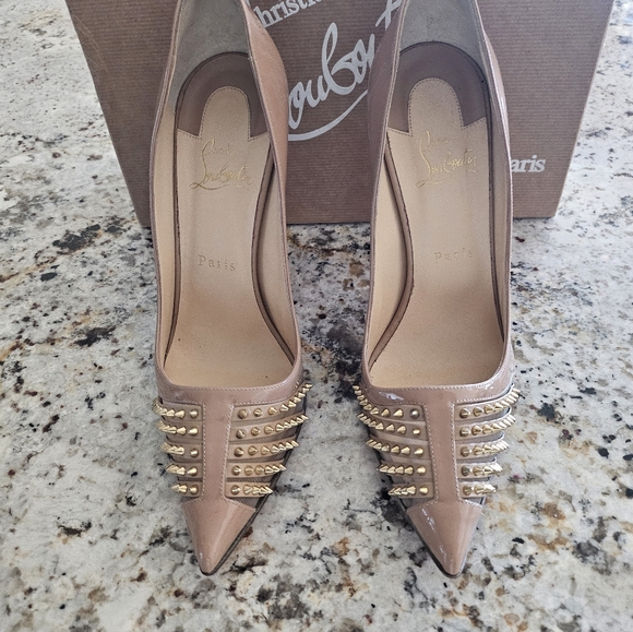 Christian Louboutin Bareta 120 Patent Pumps - Picture 3 of 13